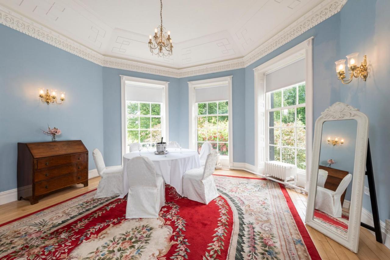 Statham Lodge Hotel Warrington Bagian luar foto