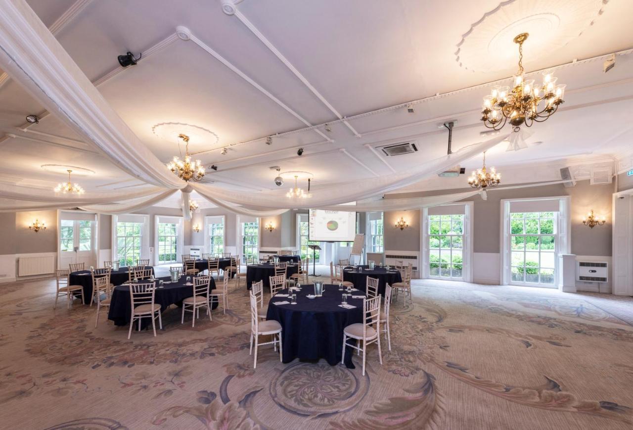 Statham Lodge Hotel Warrington Bagian luar foto