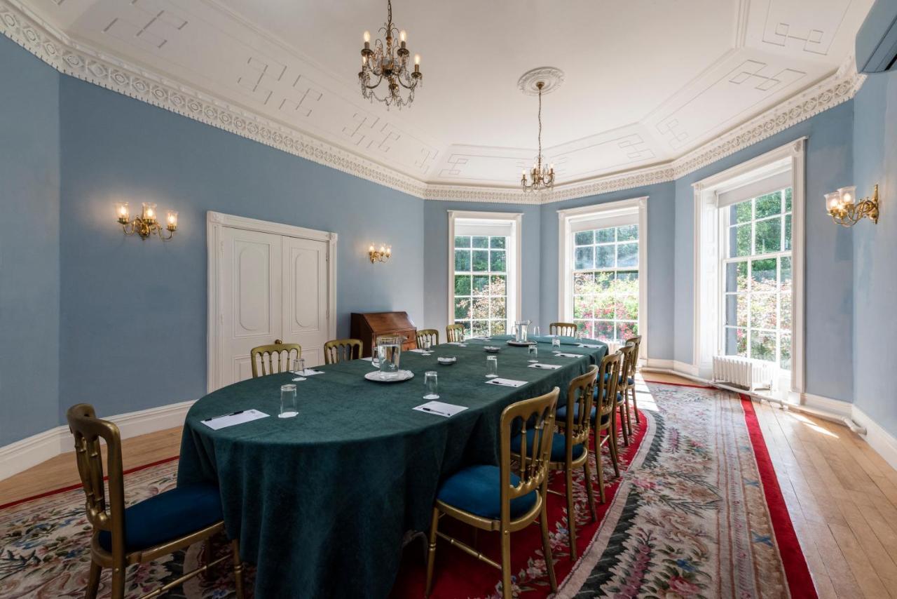 Statham Lodge Hotel Warrington Bagian luar foto