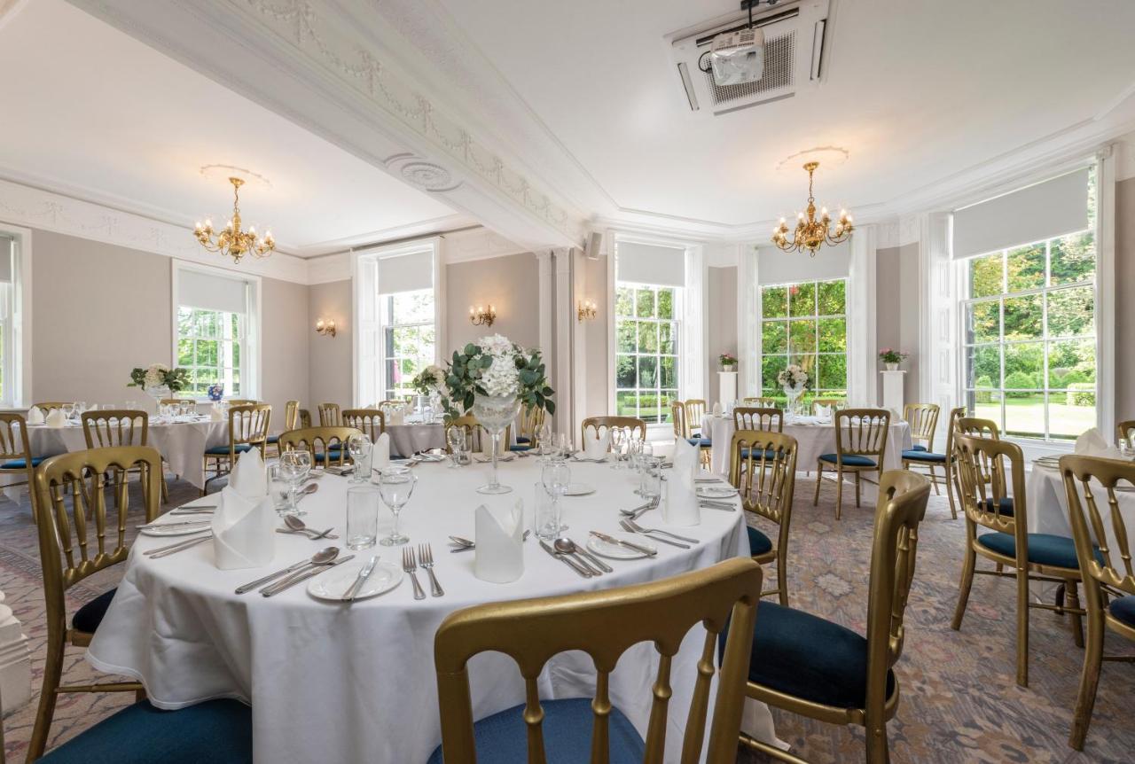 Statham Lodge Hotel Warrington Bagian luar foto
