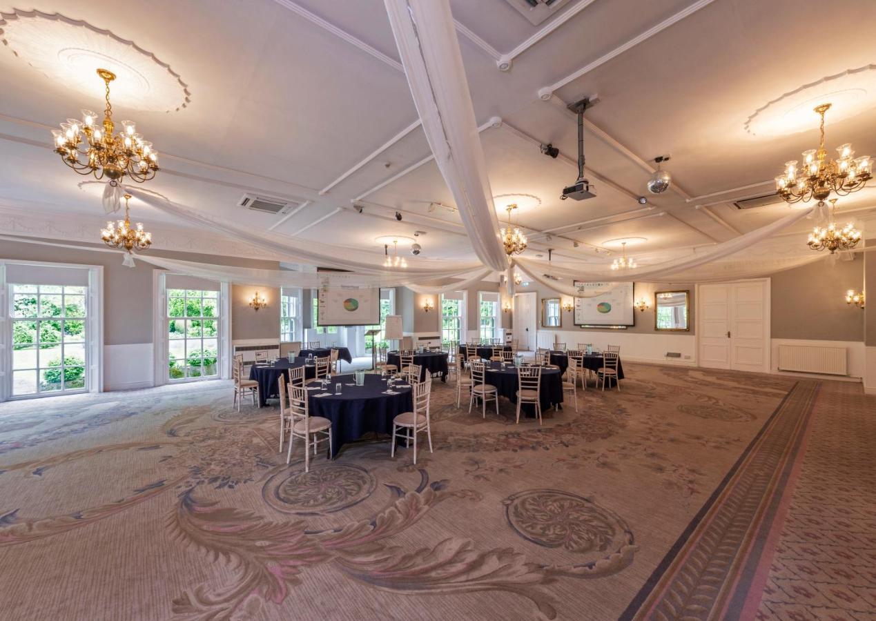 Statham Lodge Hotel Warrington Bagian luar foto